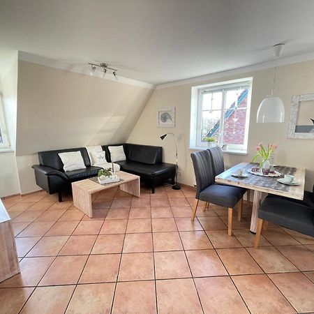 Haus Wyden Apartment Utersum Bagian luar foto