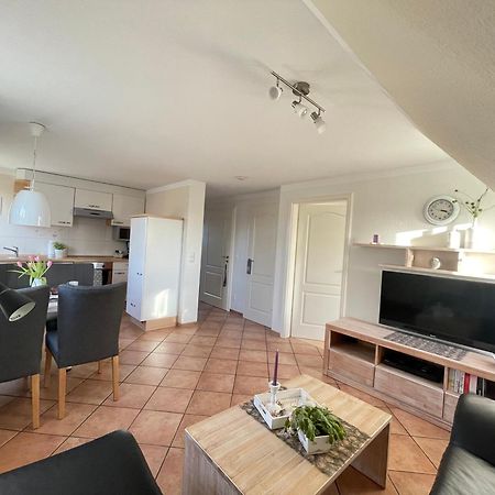 Haus Wyden Apartment Utersum Bagian luar foto