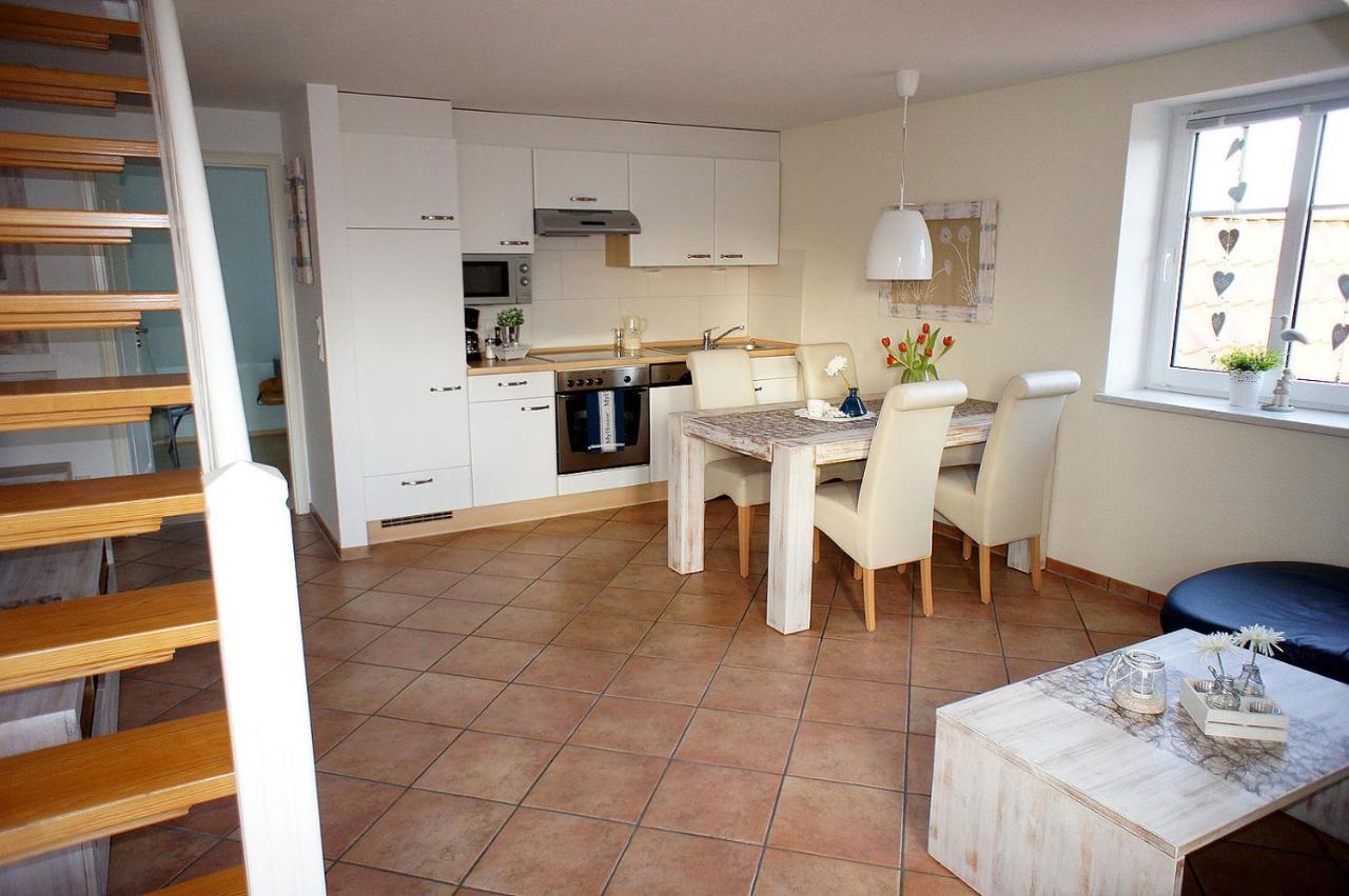Haus Wyden Apartment Utersum Bagian luar foto