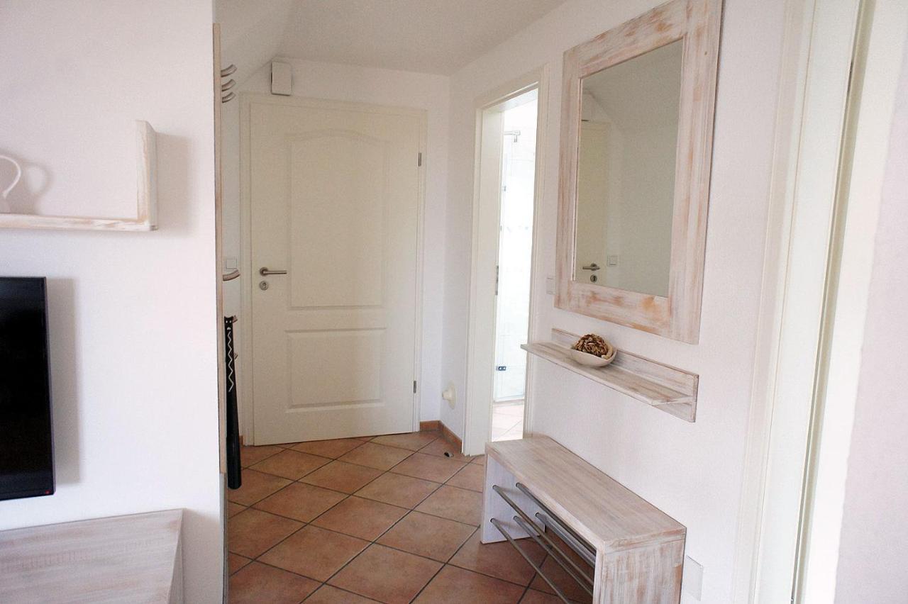 Haus Wyden Apartment Utersum Bagian luar foto