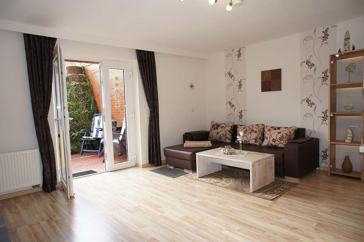 Haus Wyden Apartment Utersum Bagian luar foto