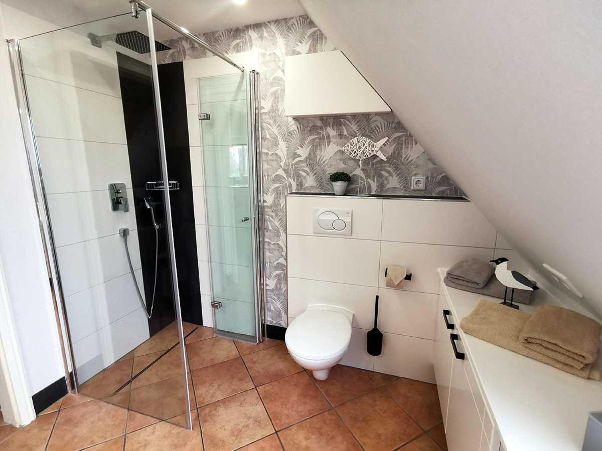 Haus Wyden Apartment Utersum Bagian luar foto