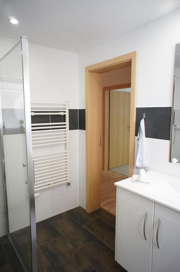 Haus Wyden Apartment Utersum Bagian luar foto
