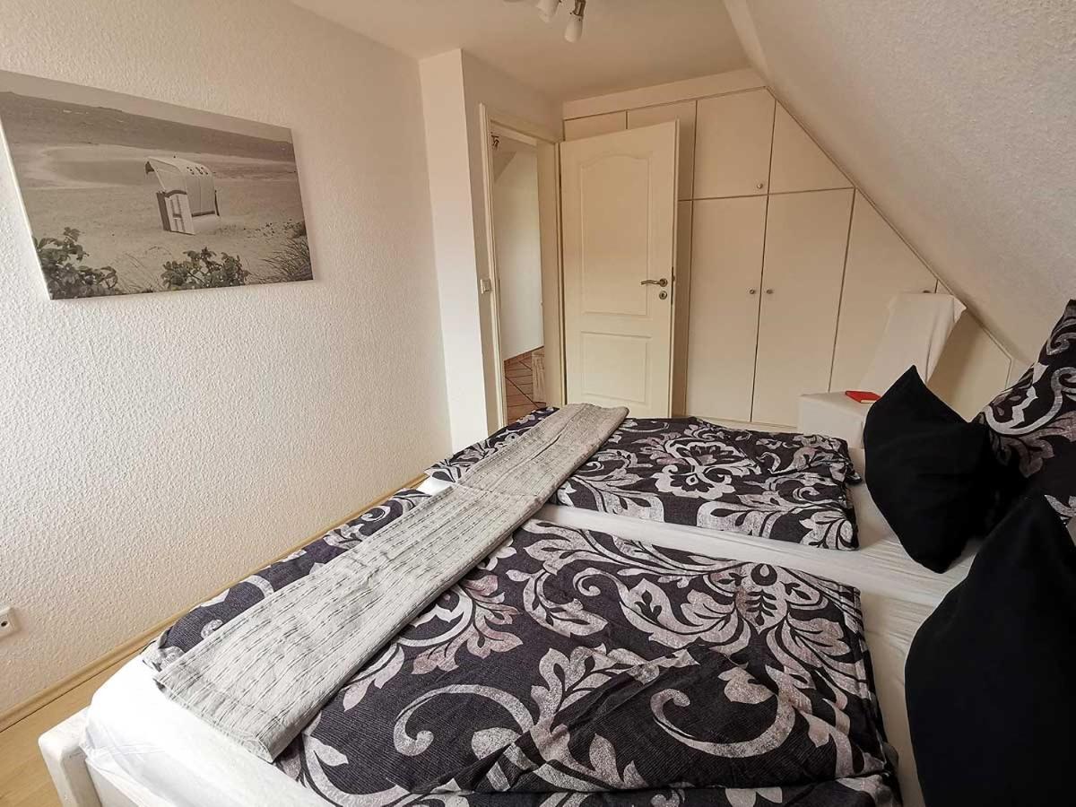 Haus Wyden Apartment Utersum Bagian luar foto