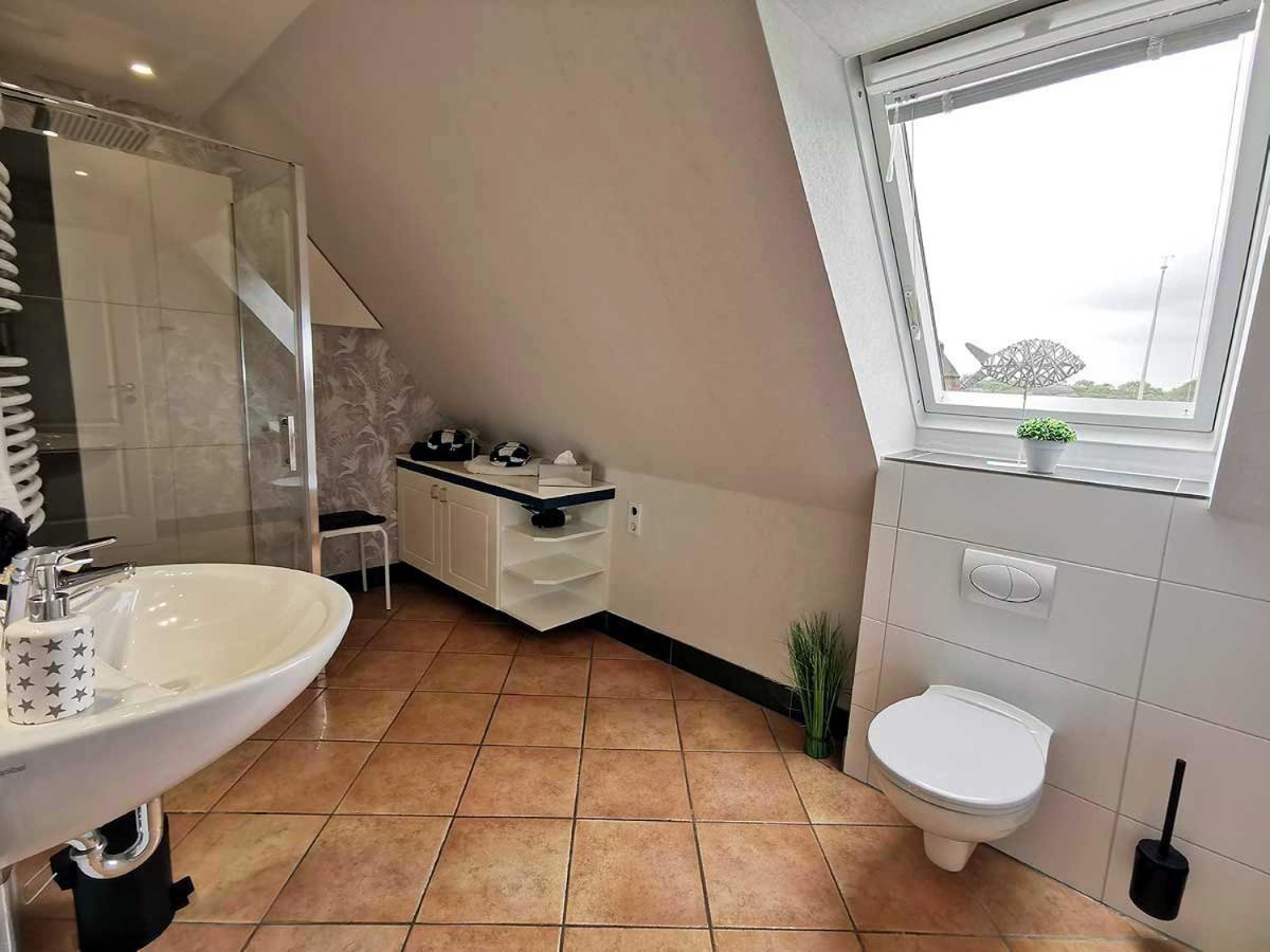 Haus Wyden Apartment Utersum Bagian luar foto