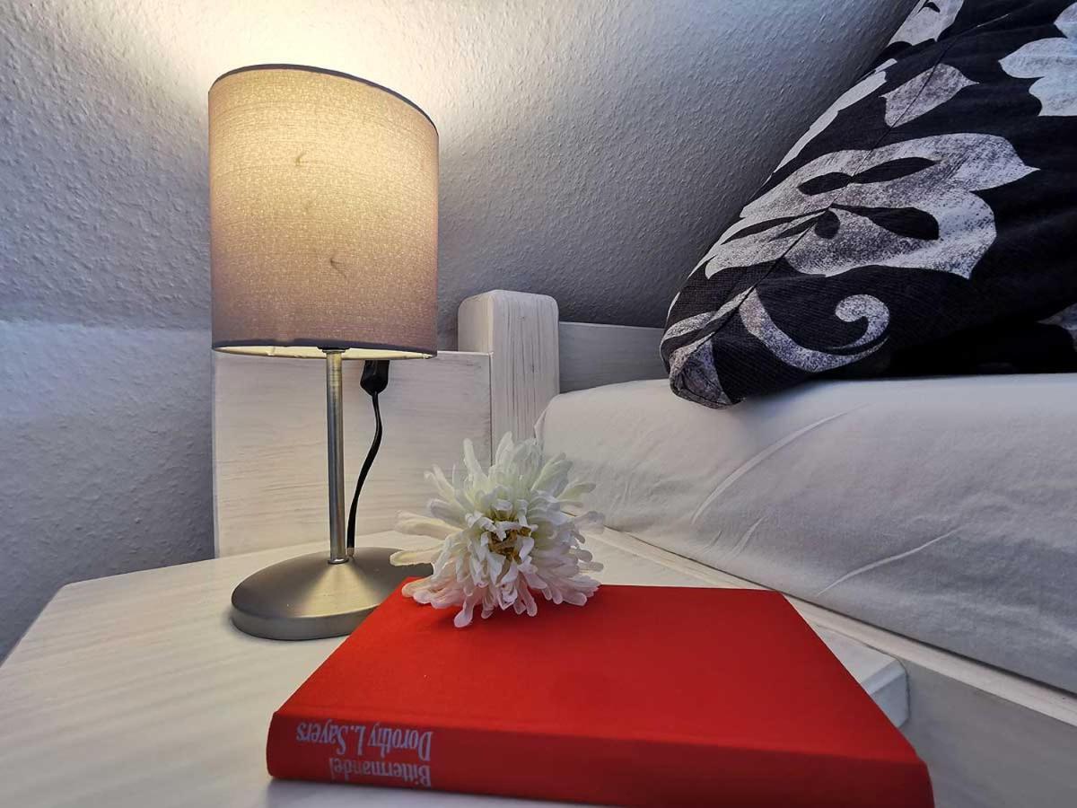 Haus Wyden Apartment Utersum Bagian luar foto