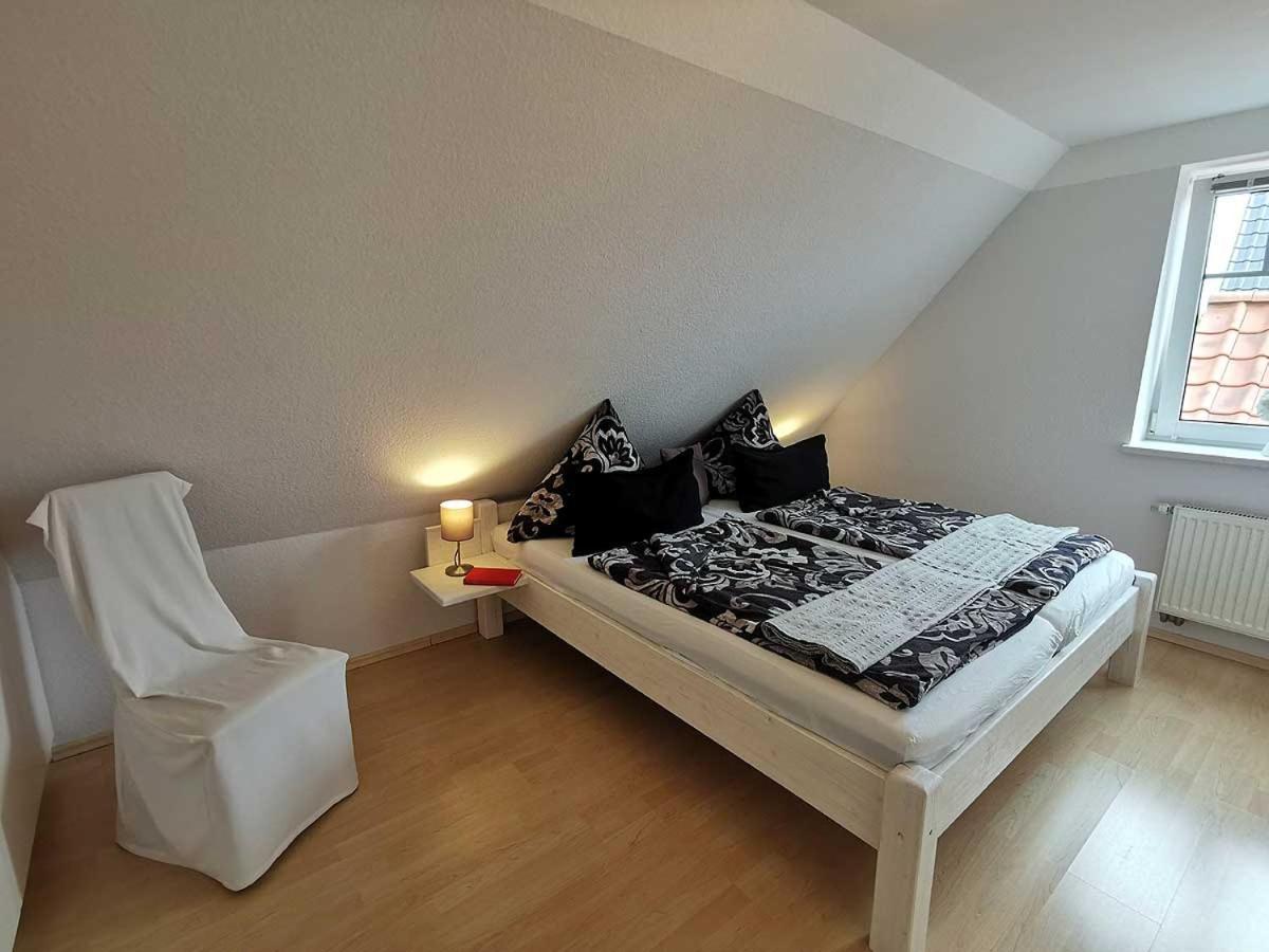 Haus Wyden Apartment Utersum Bagian luar foto