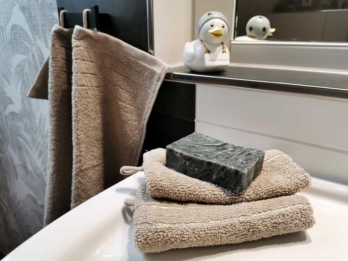 Haus Wyden Apartment Utersum Bagian luar foto